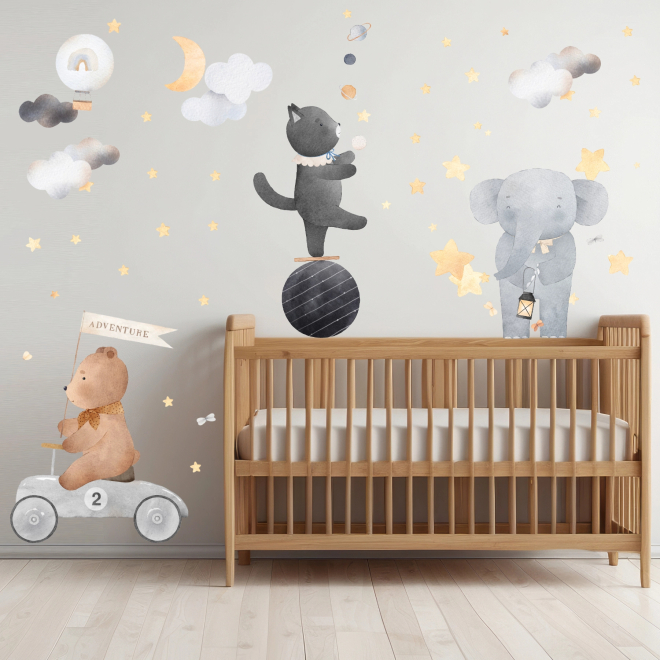 Adesivi murali Magic Circus con elefante, gattino equilibrista e orsetto decorano una cameretta moderna per bambini